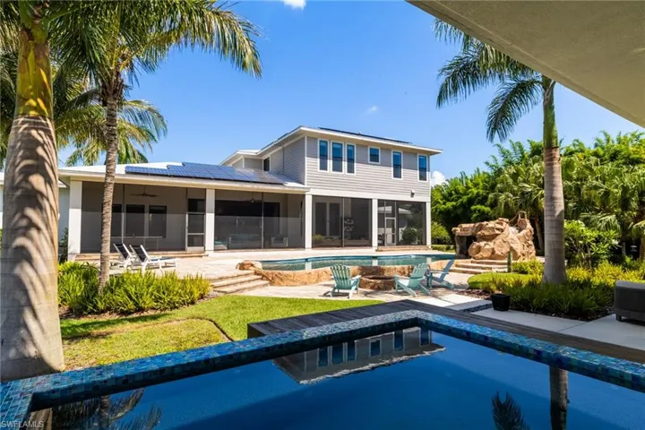 18180 N Olga Dr, Alva, Florida 33920