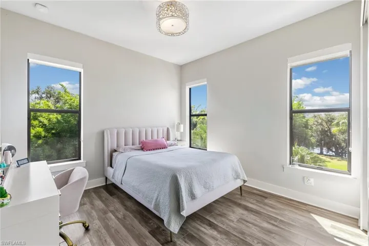 18180 N Olga Dr, Alva, Florida 33920