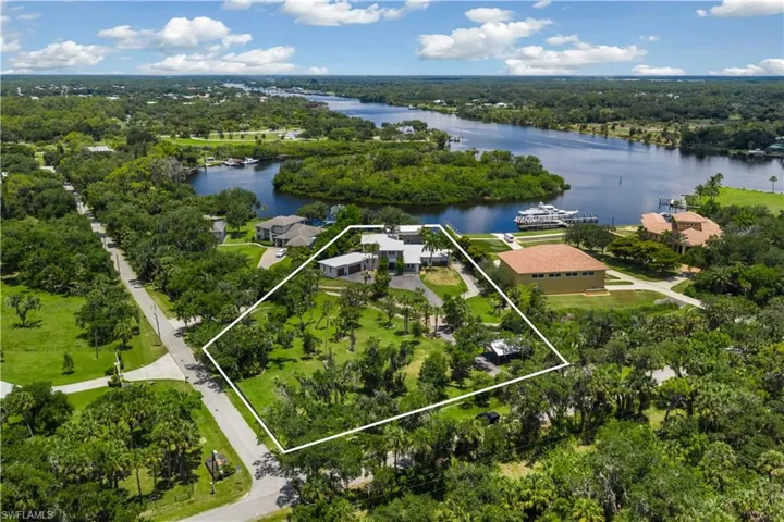 18180 N Olga Dr, Alva, Florida 33920
