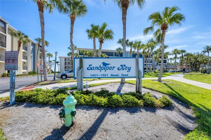 1501  Beach  RD, Englewood, FL 34223