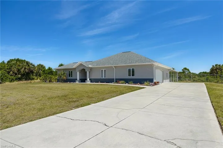 Side driveway entrance