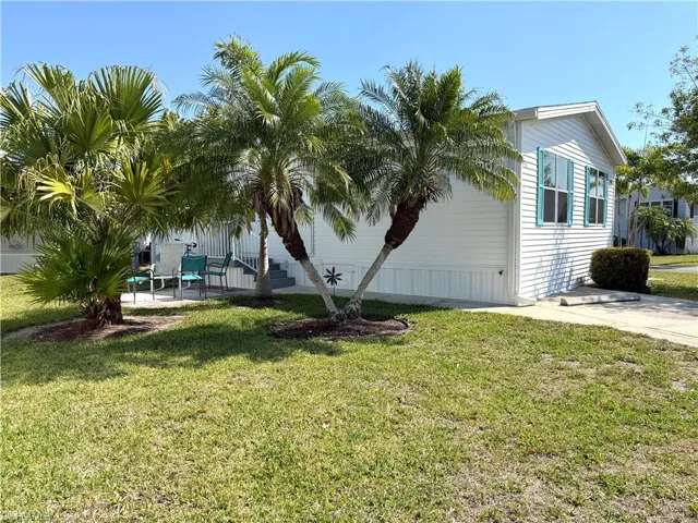 4700 Sawmill Dr W, Estero, Florida 33928