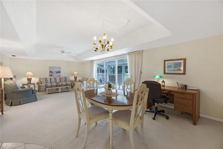Living/Dining area