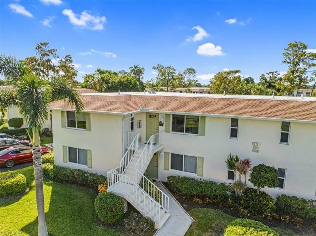 Elevated view of frontcondo upper left side