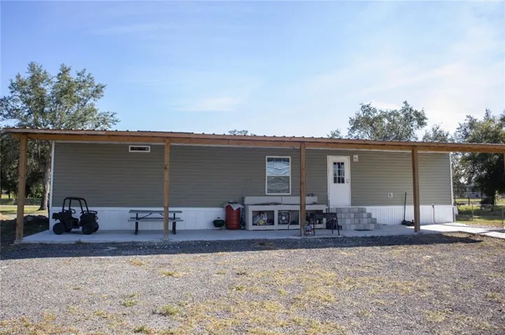 Manufactured / mobile home with a patio and entry steps