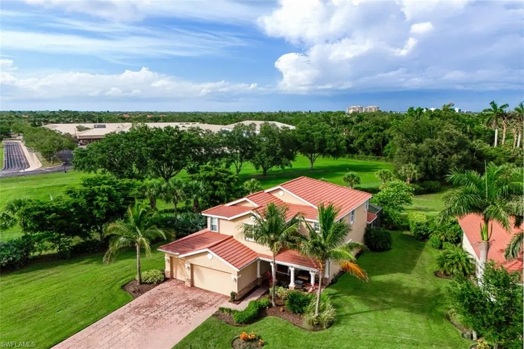 3330 Banyon Hollow LOOP, North Fort Myers, FL 33903,225063677