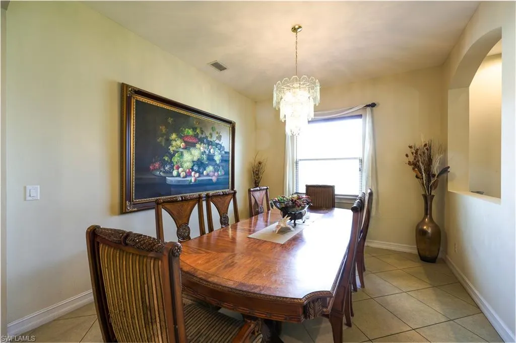 3330 Banyon Hollow LOOP, North Fort Myers, FL 33903,225063677