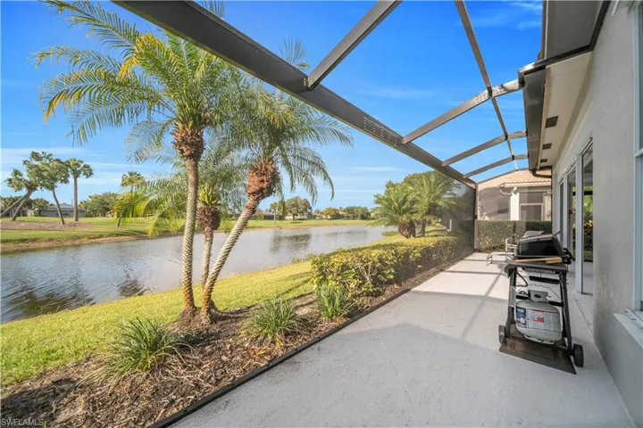 8555 Fairway Bend Dr, Estero, Florida 33967