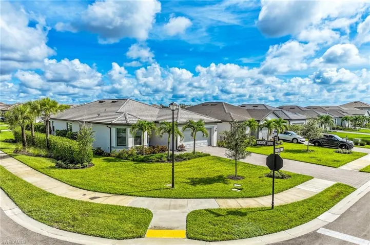 Oversized Corner Lot