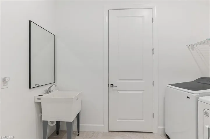 Oversized Laundry Room