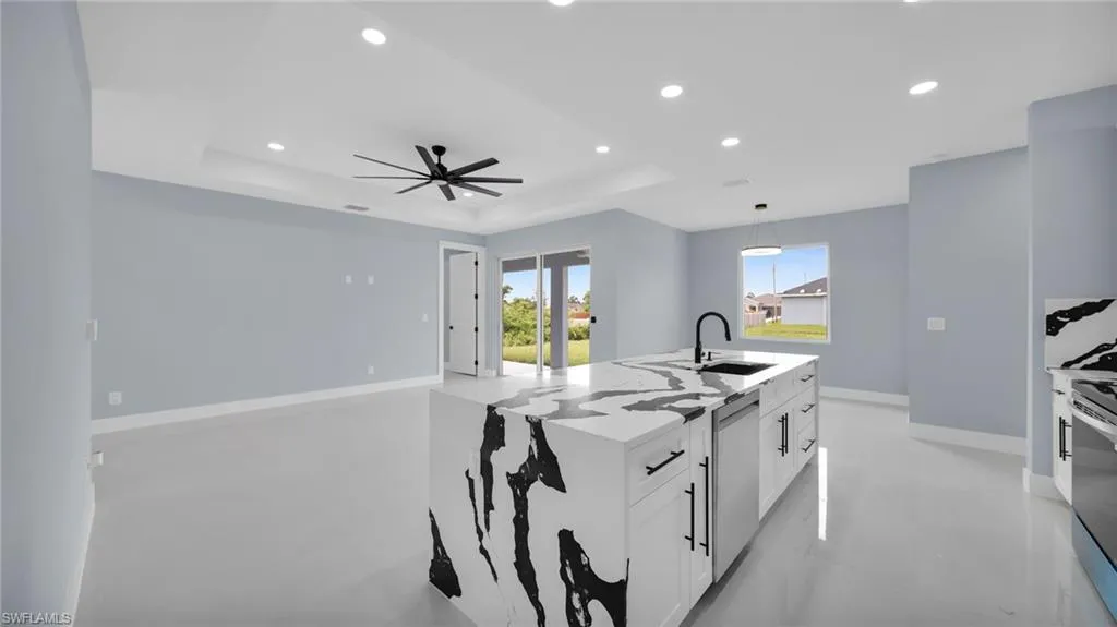 2613 18th ST, Lehigh Acres, FL 33976,2025000248