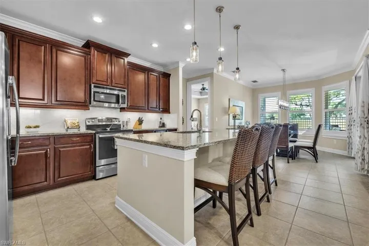 16424 Windsor Way, Alva, Florida 33920