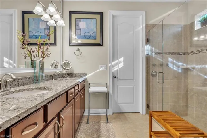 16424 Windsor Way, Alva, Florida 33920