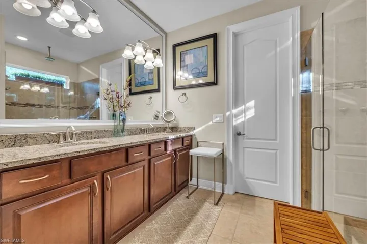 16424 Windsor Way, Alva, Florida 33920