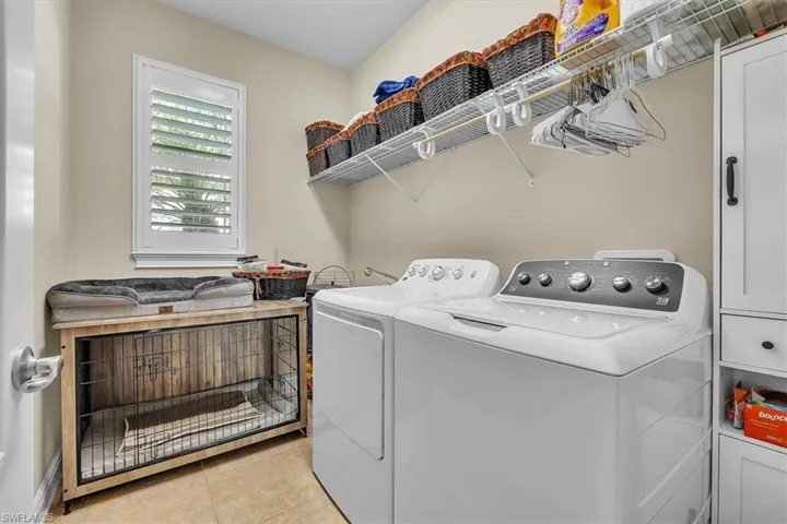 16424 Windsor Way, Alva, Florida 33920
