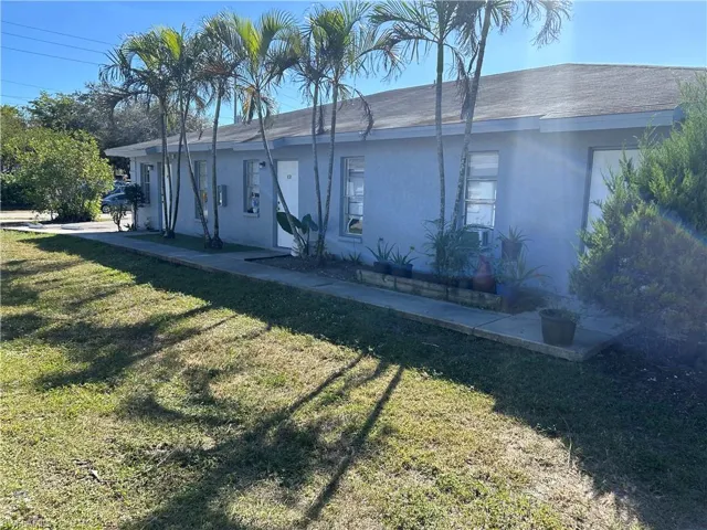 View of front of house with a front lawn