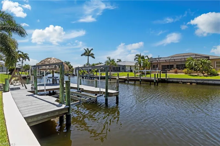 2546 Sw 30th St, Cape Coral, Florida 33914