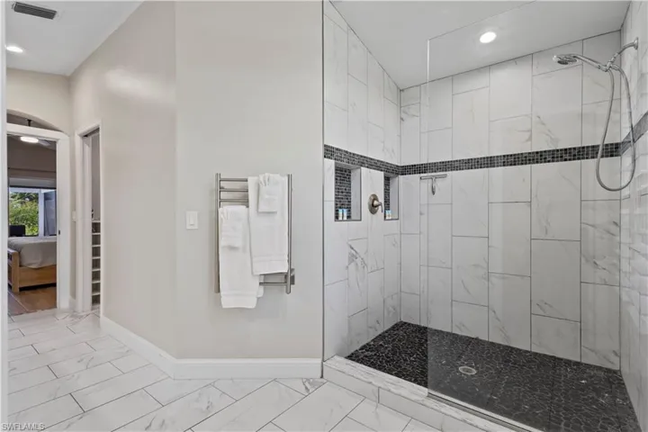 2546 Sw 30th St, Cape Coral, Florida 33914