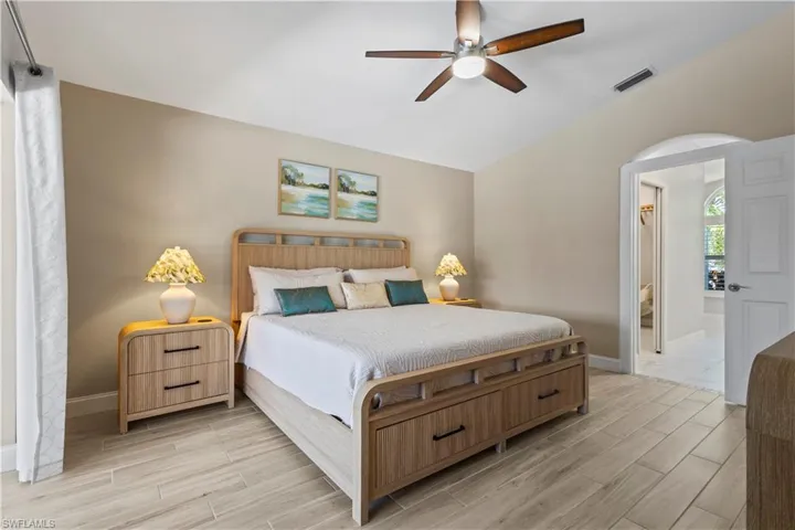 2546 Sw 30th St, Cape Coral, Florida 33914