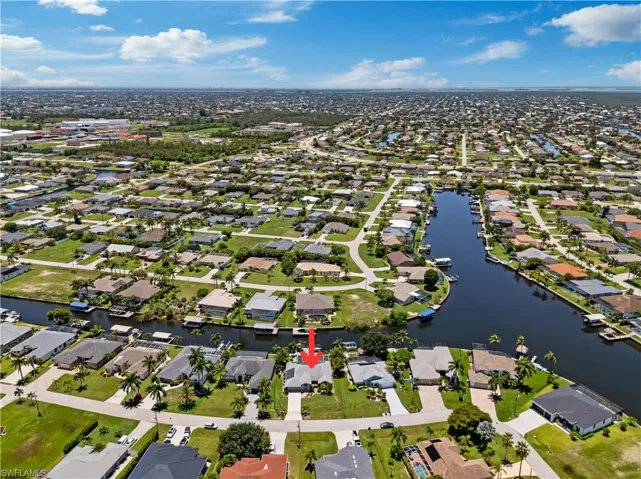 2546 Sw 30th St, Cape Coral, Florida 33914
