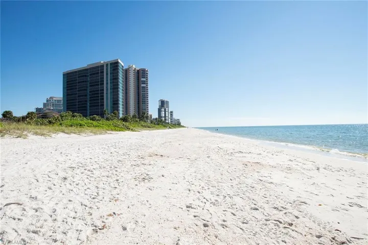 4401 Gulf Shore Blvd N 1007, Naples, Florida 34103