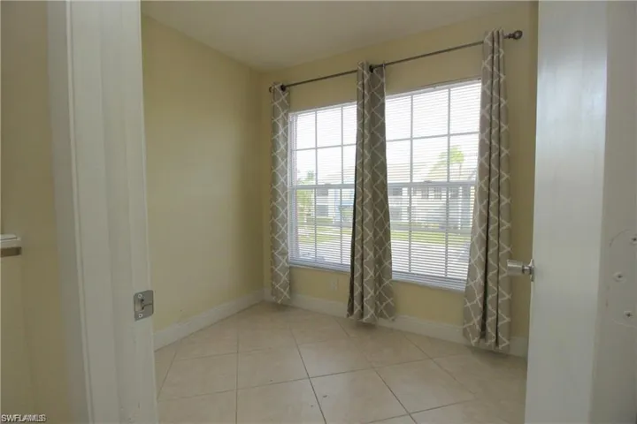 194  Santa Clara  DR, Naples, FL 34104