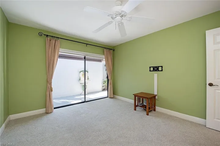 532  Bay Villas  LN, Naples, FL 34108