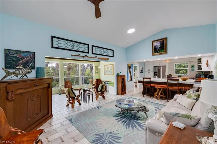 1318 Junonia St, Sanibel, Florida 33957