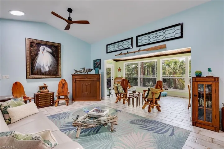 1318 Junonia St, Sanibel, Florida 33957