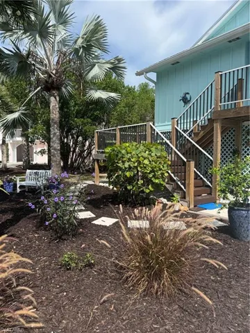 1318 Junonia St, Sanibel, Florida 33957
