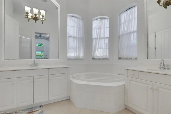 12500 Grandezza Cir, Estero, Florida 33928
