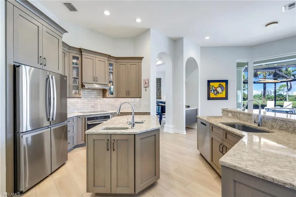 3616 Glenwater LN, Bonita Springs, FL 34134,225062144