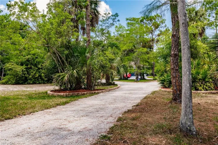 421  31st SW ST, Naples, FL 34117