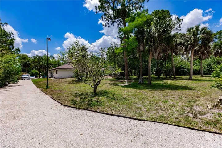 421  31st SW ST, Naples, FL 34117