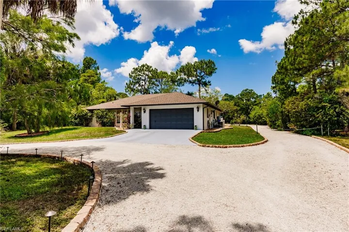 421  31st SW ST, Naples, FL 34117