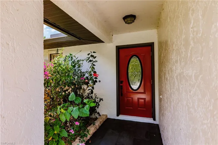 421  31st SW ST, Naples, FL 34117