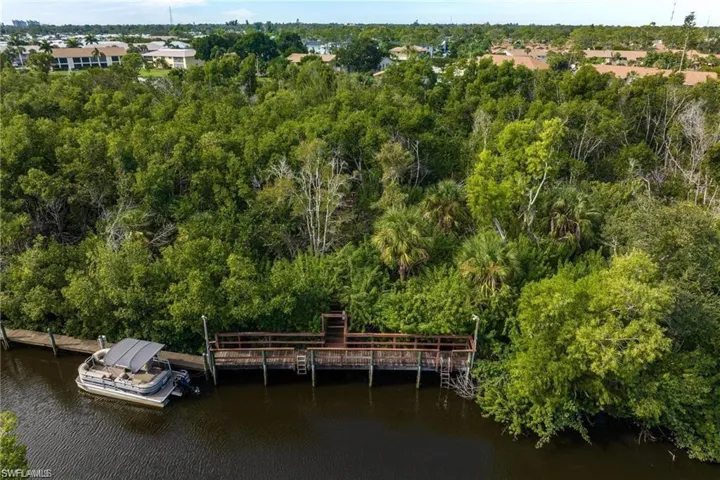 Community fishing pier