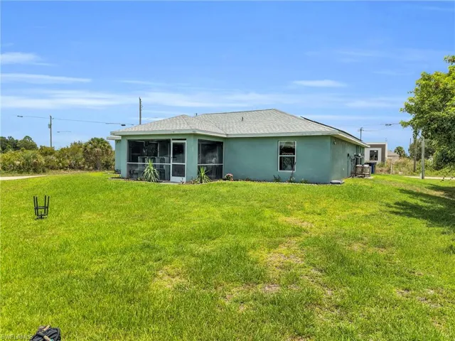 2900 62nd St W, Lehigh Acres, Florida 33971