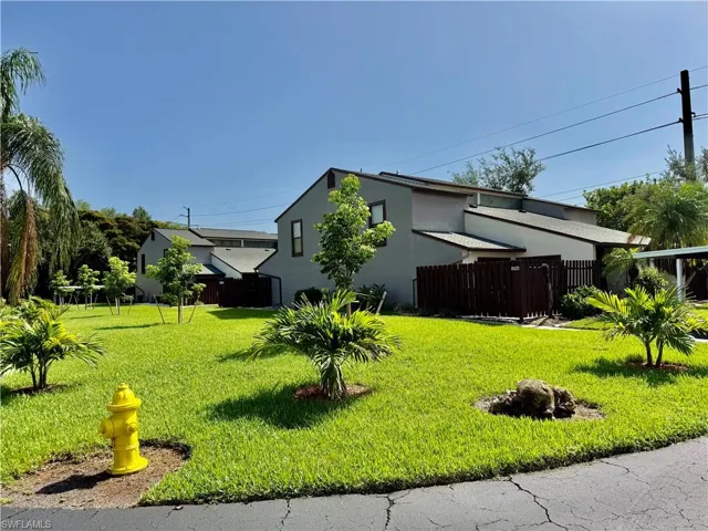 12941 Sandpoint Ct, Fort Myers, Florida 33919