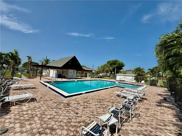 12941 Sandpoint Ct, Fort Myers, Florida 33919