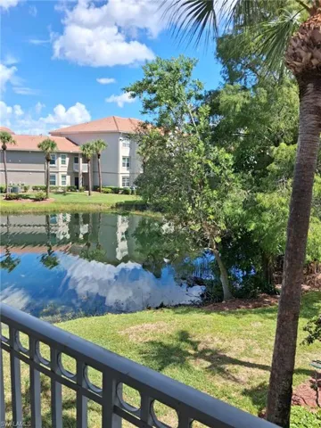 15655 Ocean Walk Cir 212, Fort Myers, Florida 33908