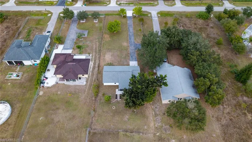 Aerial view of property and surrounding area