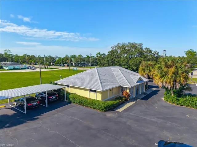 45 Bryan Ave, Labelle, Florida 33935