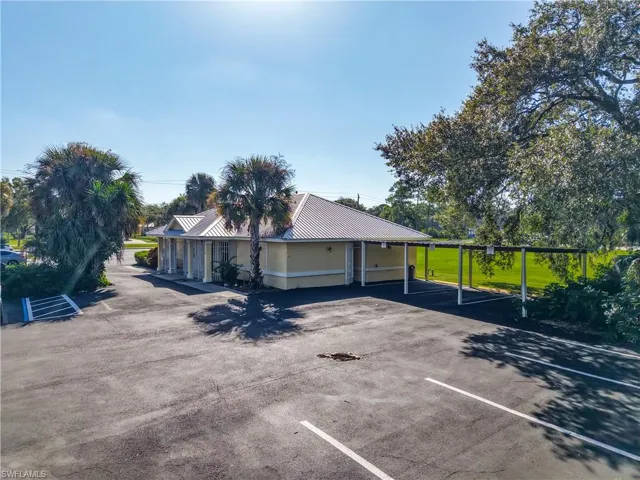 45 Bryan Ave, Labelle, Florida 33935