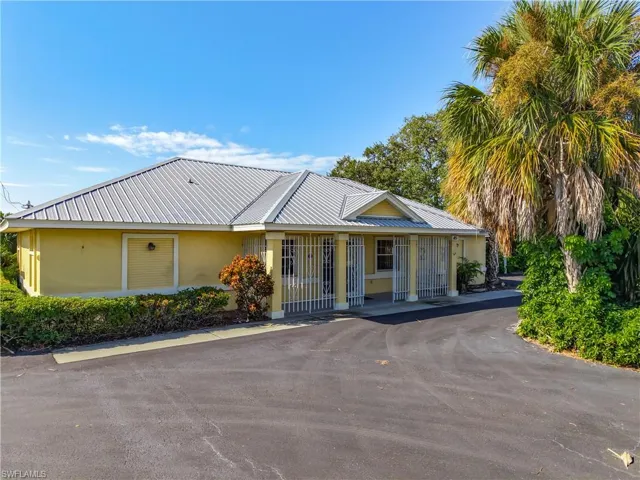 45 Bryan Ave, Labelle, Florida 33935