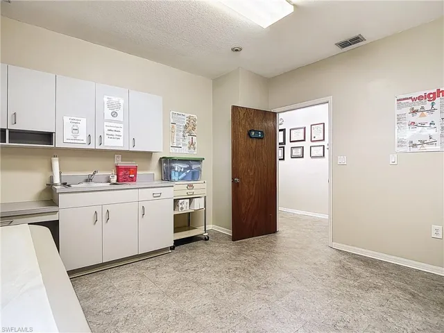 45 Bryan Ave, Labelle, Florida 33935