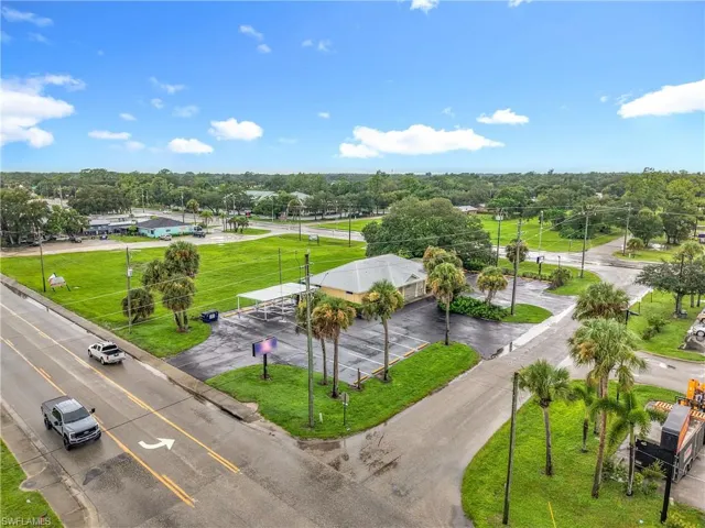 45 Bryan Ave, Labelle, Florida 33935
