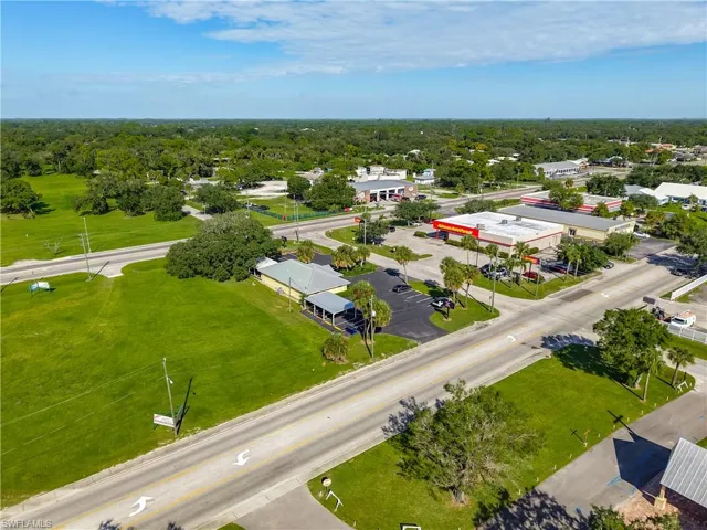 45 Bryan Ave, Labelle, Florida 33935