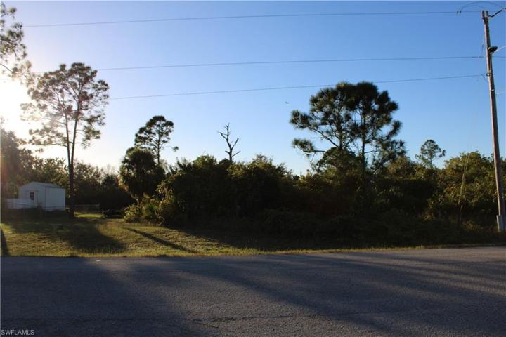 370 Charwood AVE S, LEHIGH ACRES FL 33974