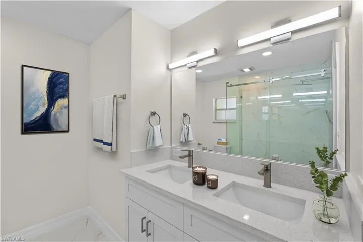 530 18th Ave Ne, Naples, Florida 34120